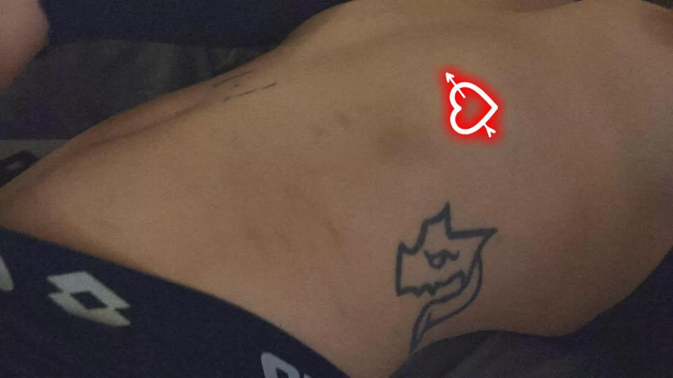 Are you in to goth girls 