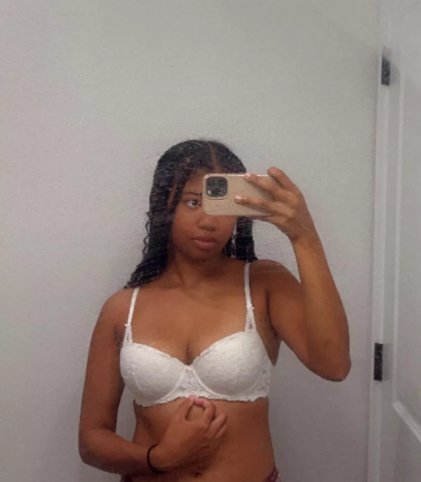 Be a good boy and serve mommy💋