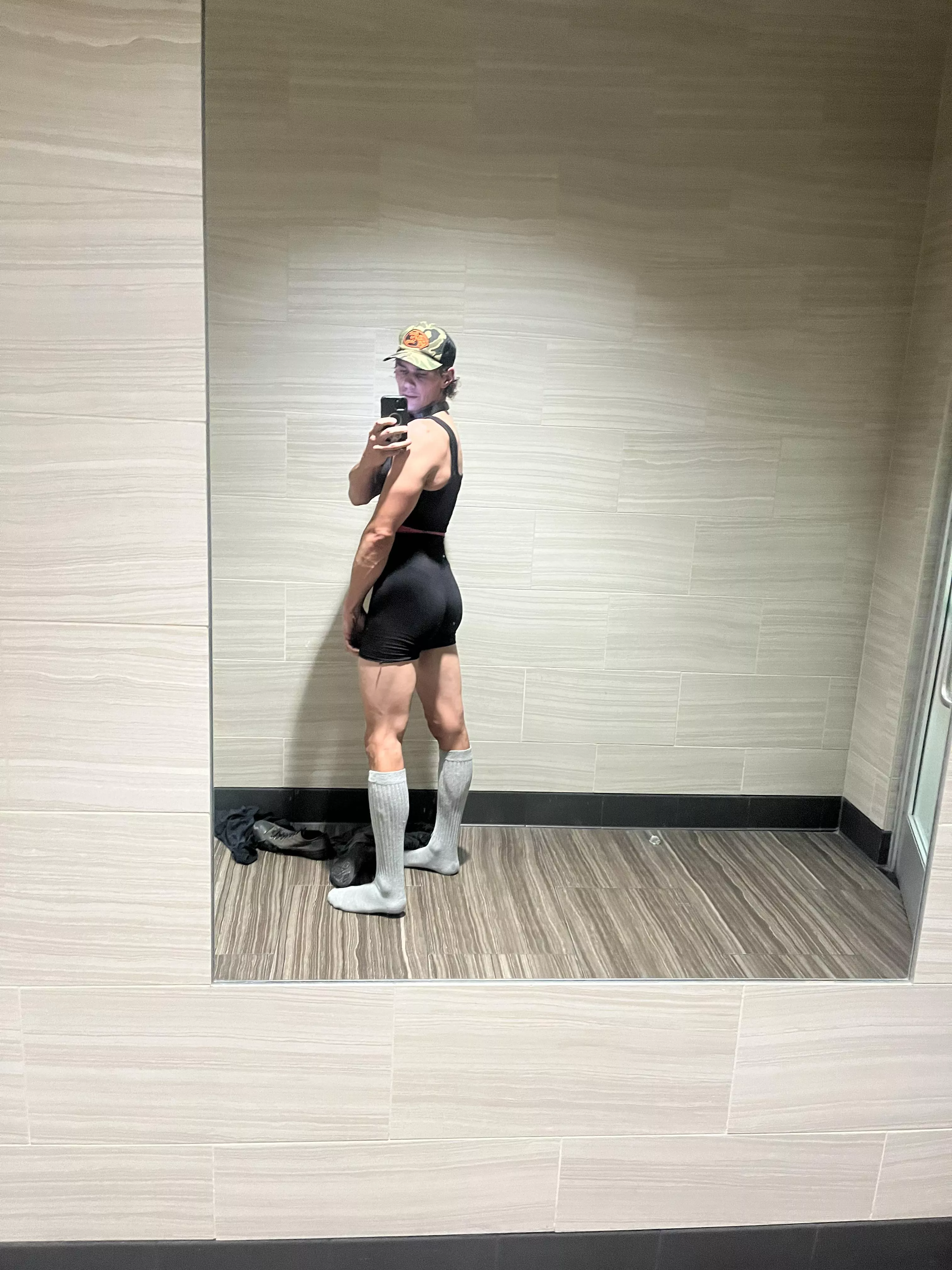 Before pic! second day to back to the gym for a more fem body! 