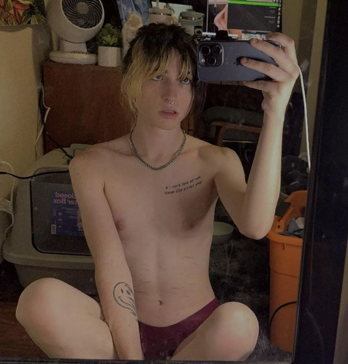 Can I send you mirror pics like this