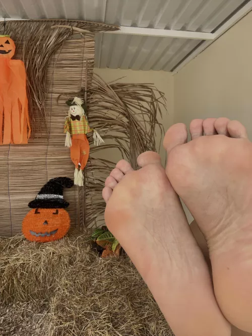 Can you like to lick my feet on the first date?