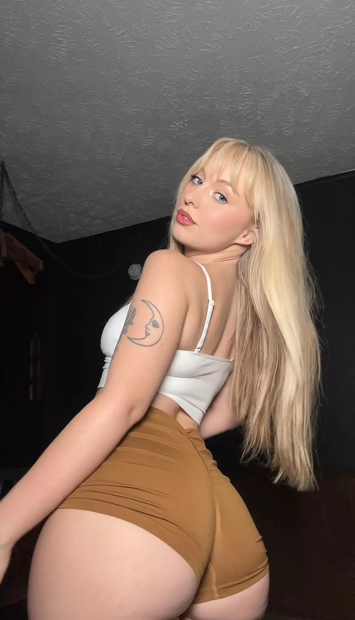 Choose a number from 1-5, then I'll tell what training you got in your inbox