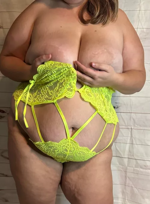 Couldn't wait until titty tuesday!