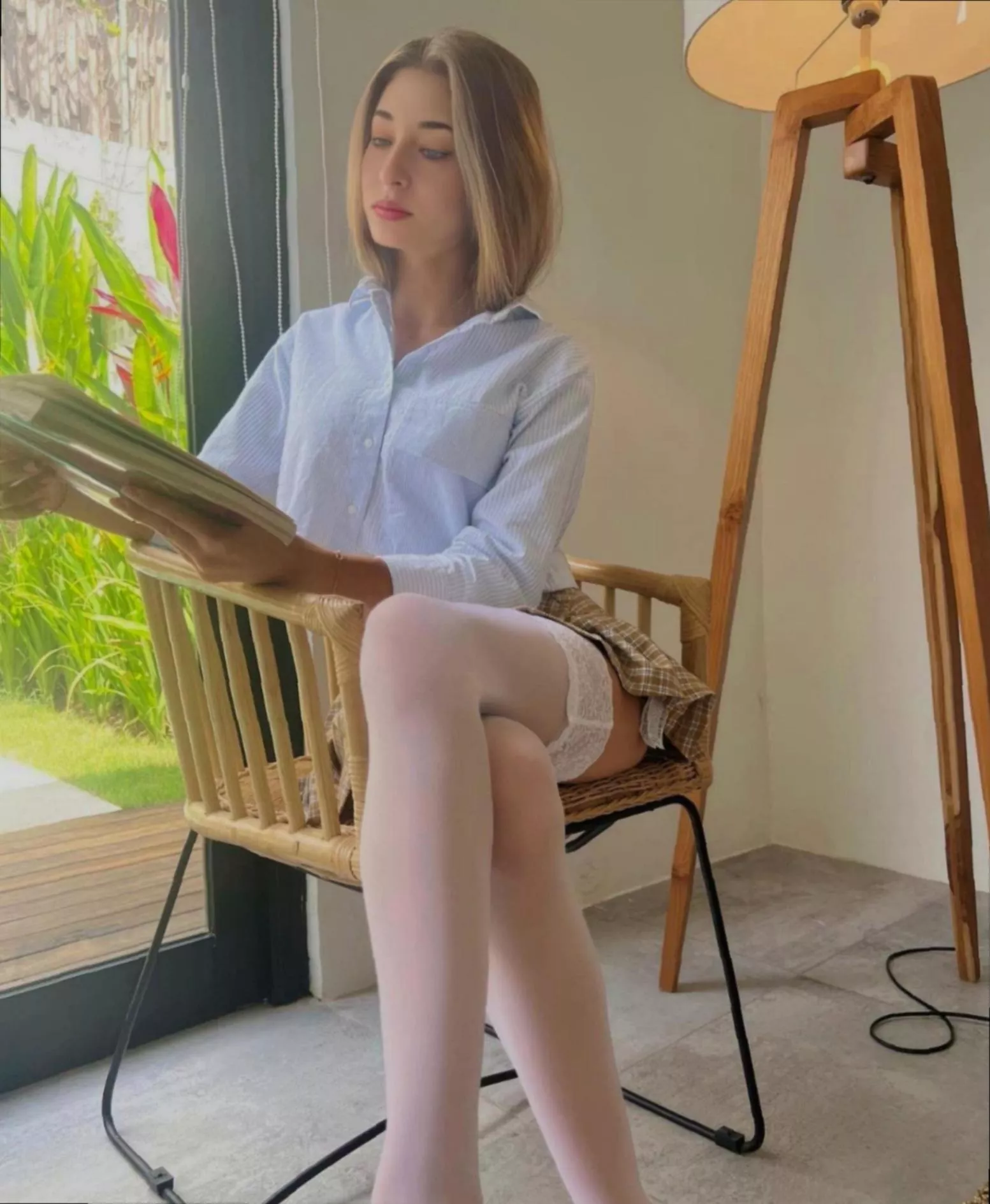 Daily dose of your tempting secretary doing some work