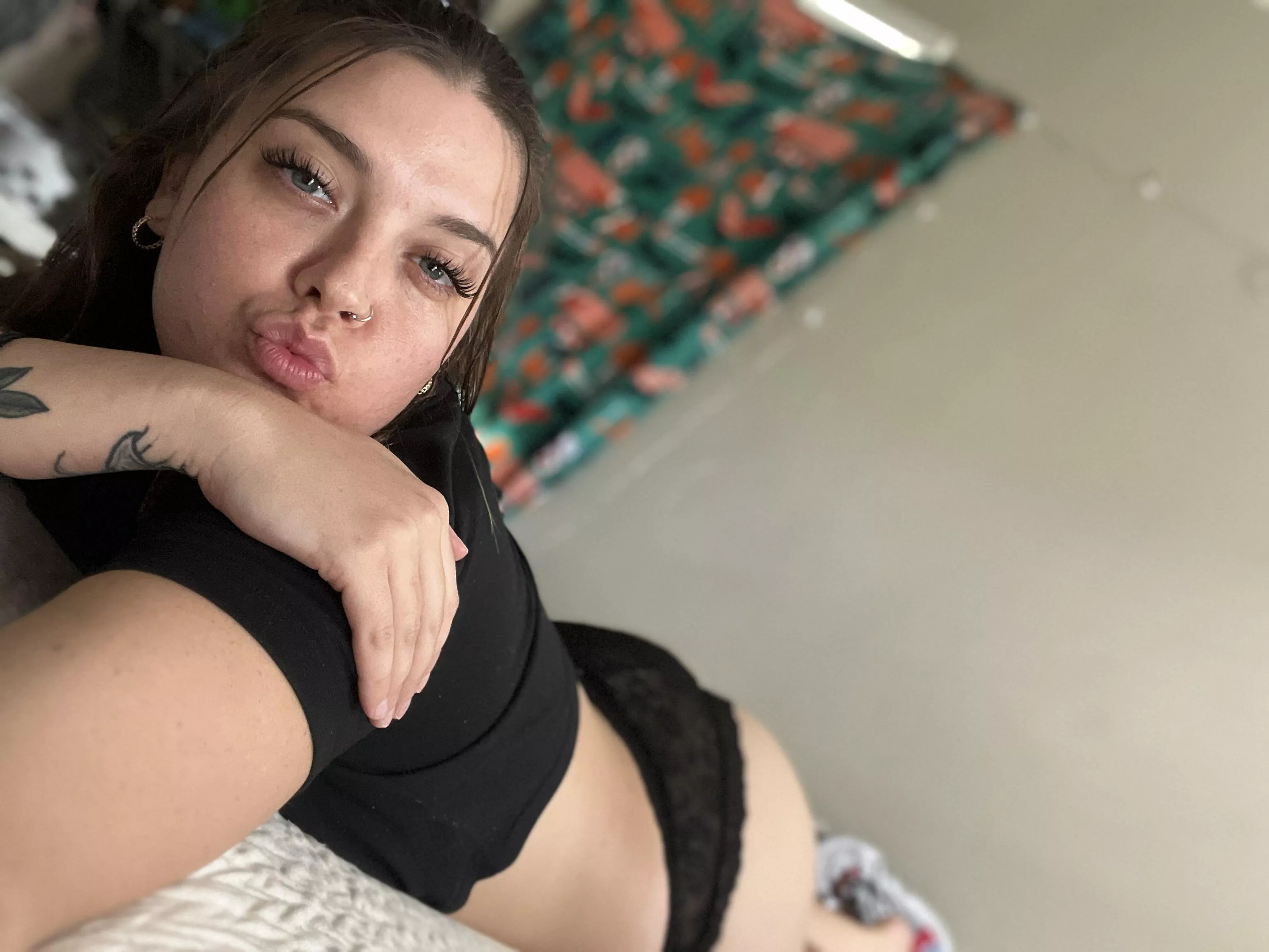 Do I look good in black lace?