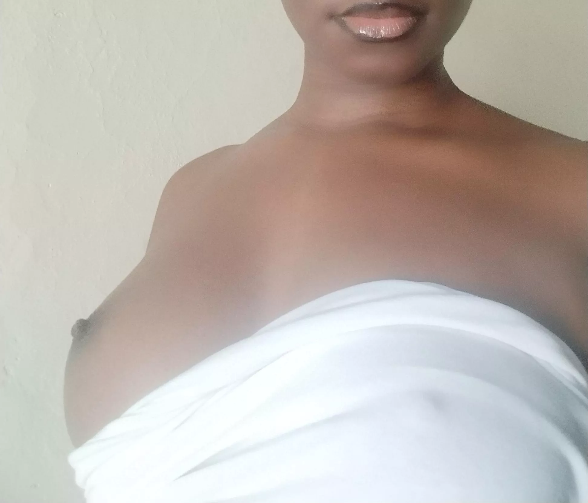 Do suck small boobs or nah