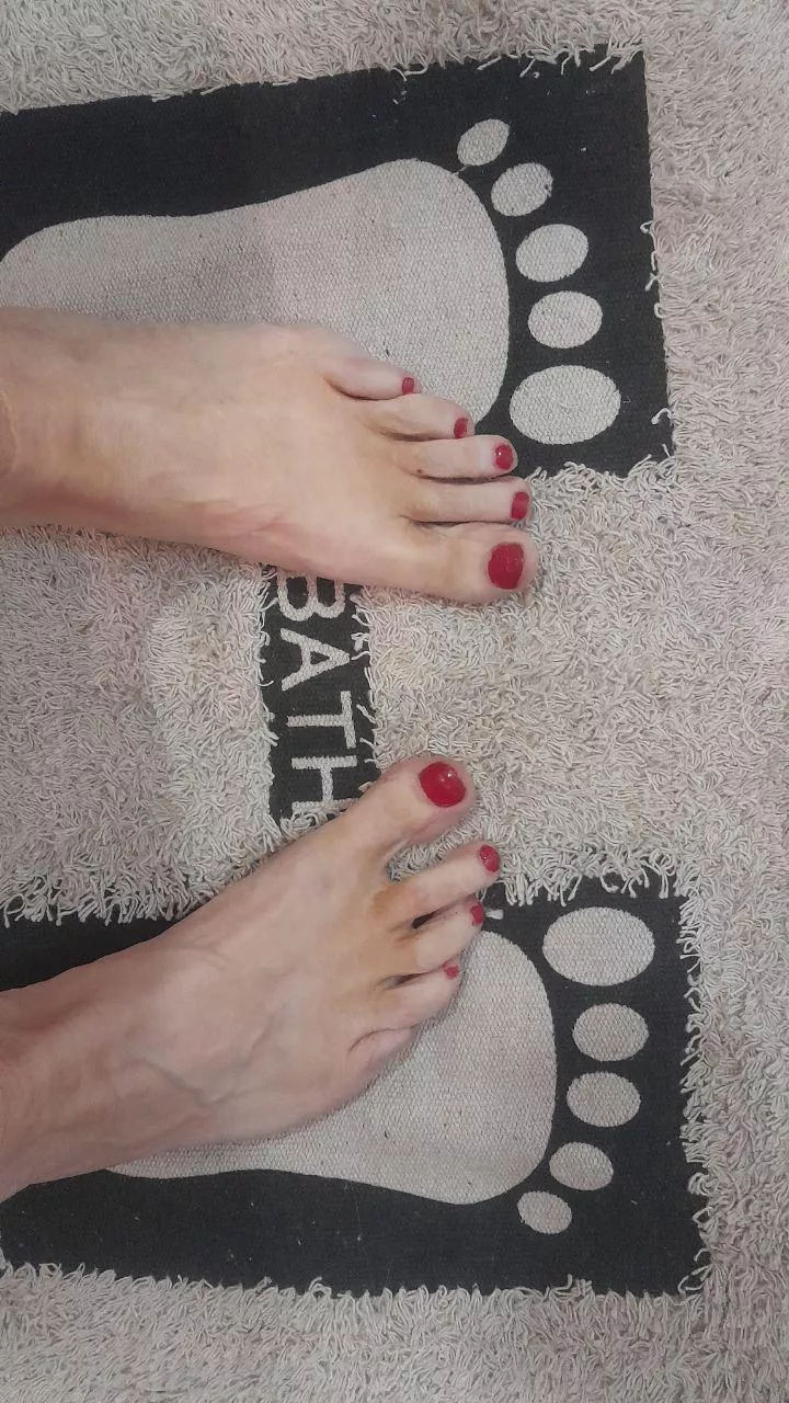 Do you also have an obsession with feet like me?[oc]