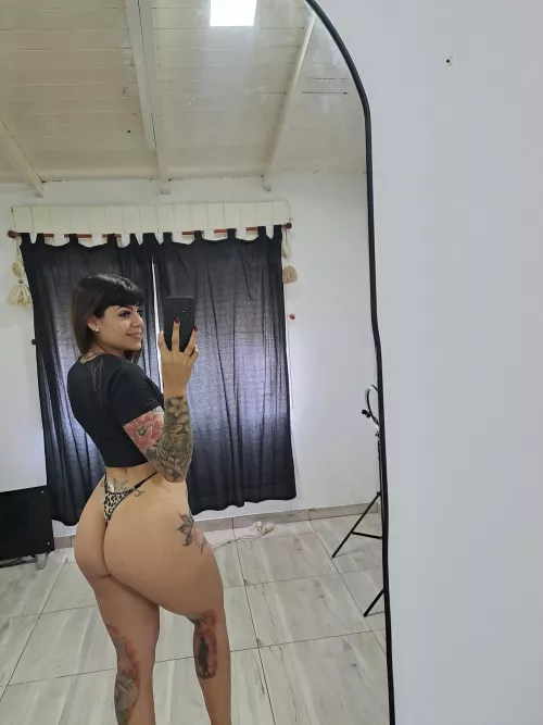 Do you like what you see daddy? 