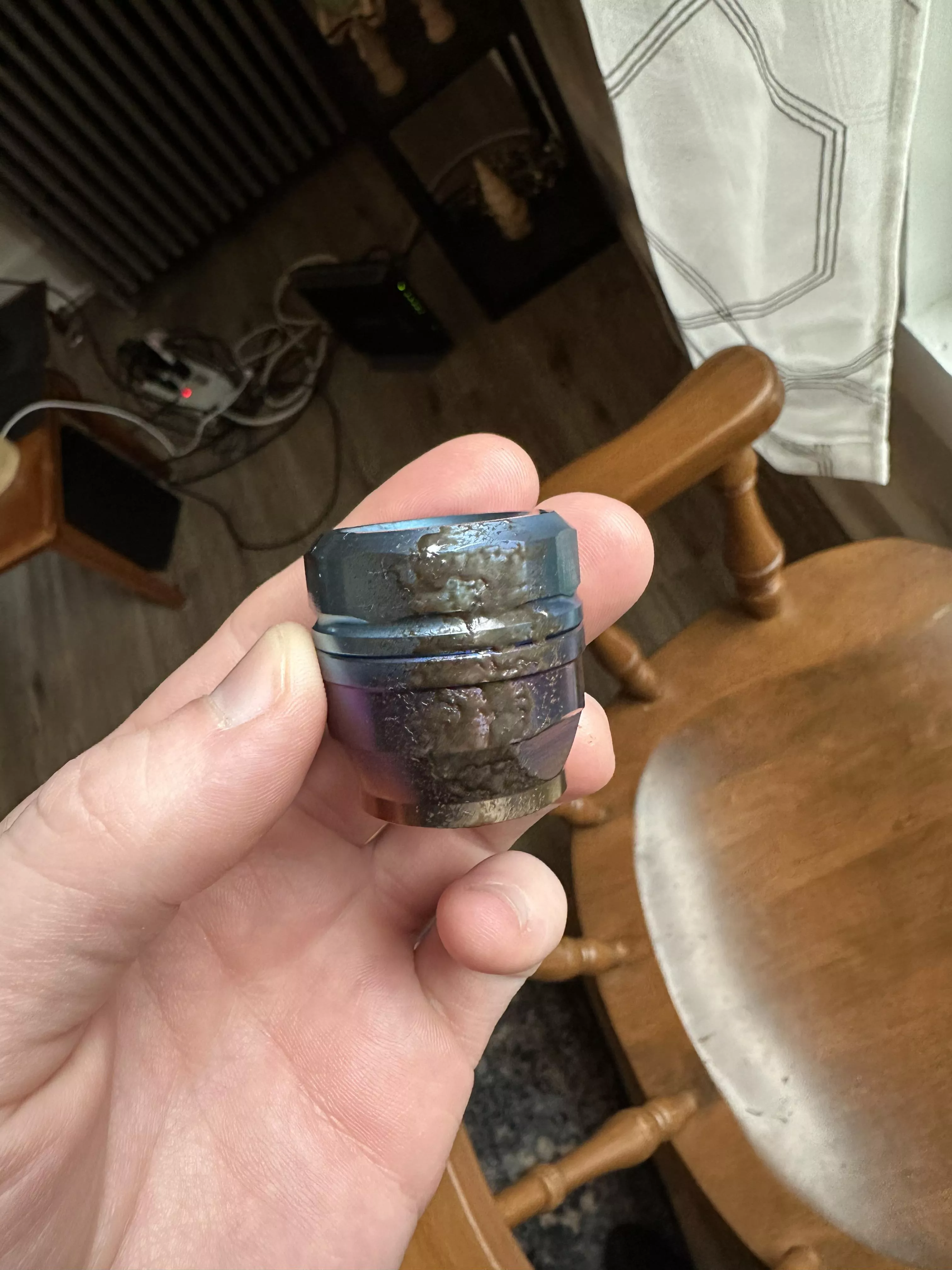 Dropped my flowerpot on a carpet