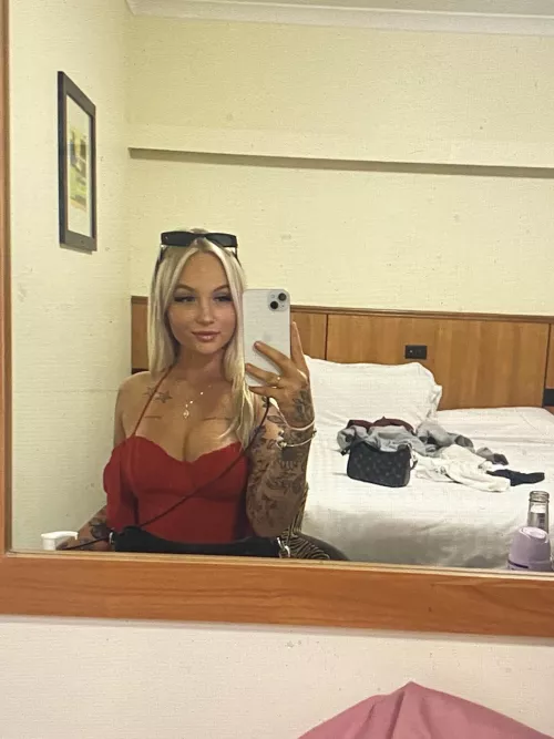 F23 so do natural blondes turn u on? (Sydney) x x