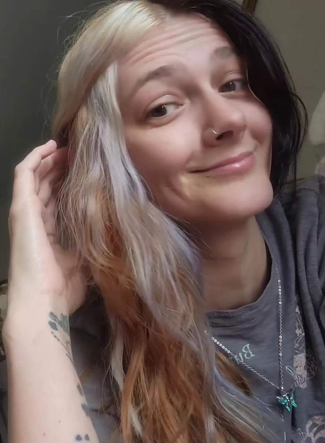 [F4A] 29 - Bored and chatting if you know me say hi! Initials BD 