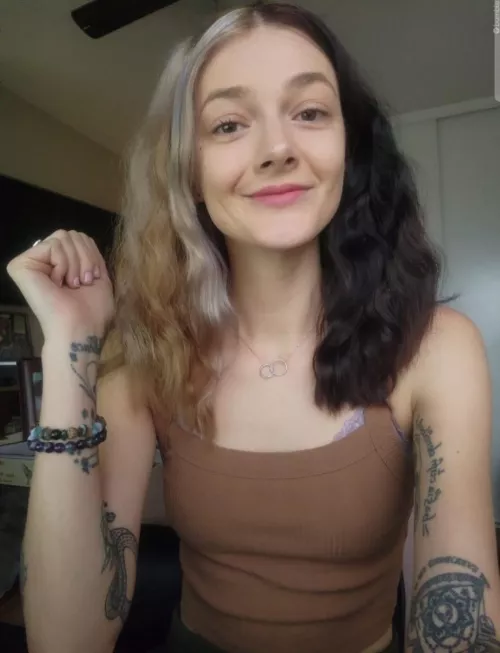 [F4A] 29 - if you know me say hi!