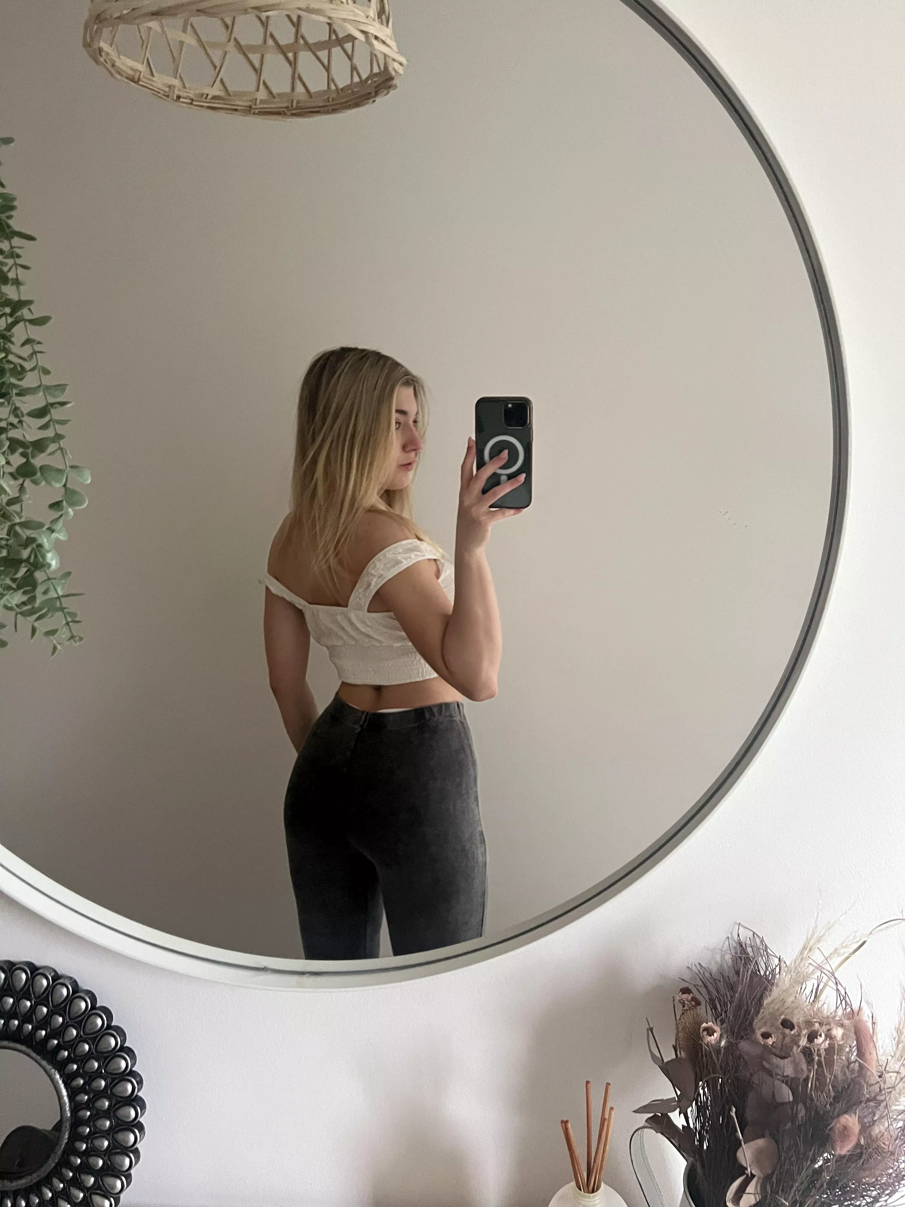 Free for me baby? Message me!💕