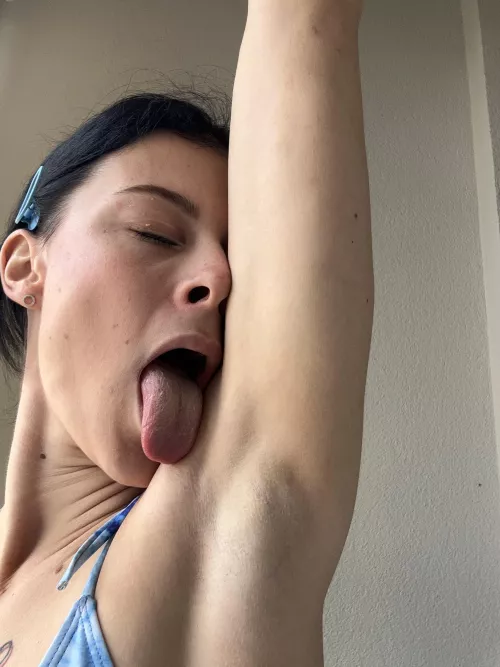 Have you ever had fantasies about girls with smooth armpits