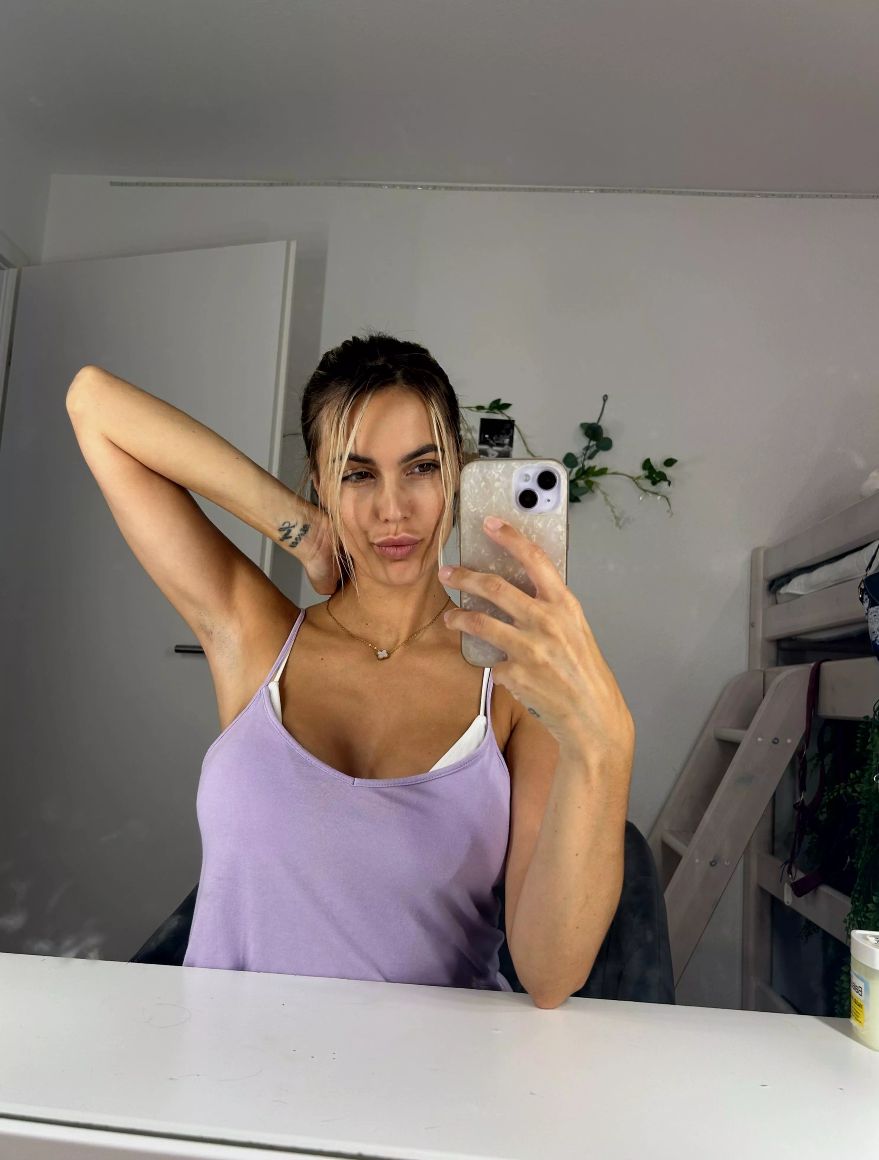 Haven’t showered my pits smell amazing