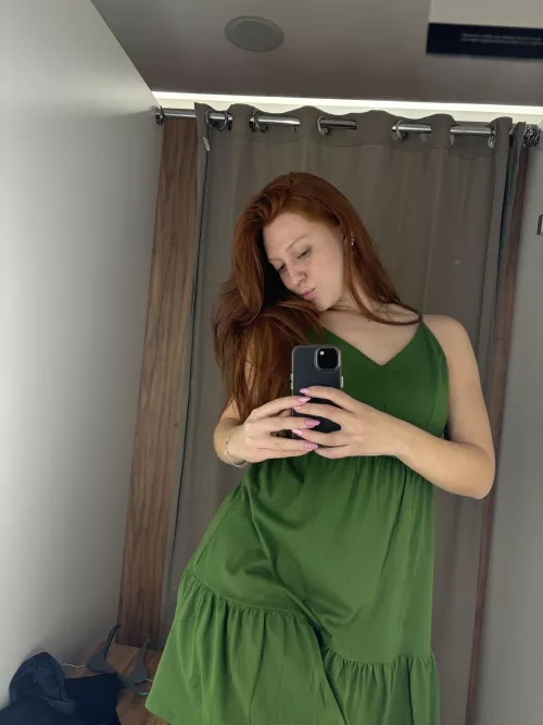 Help me get undress . 