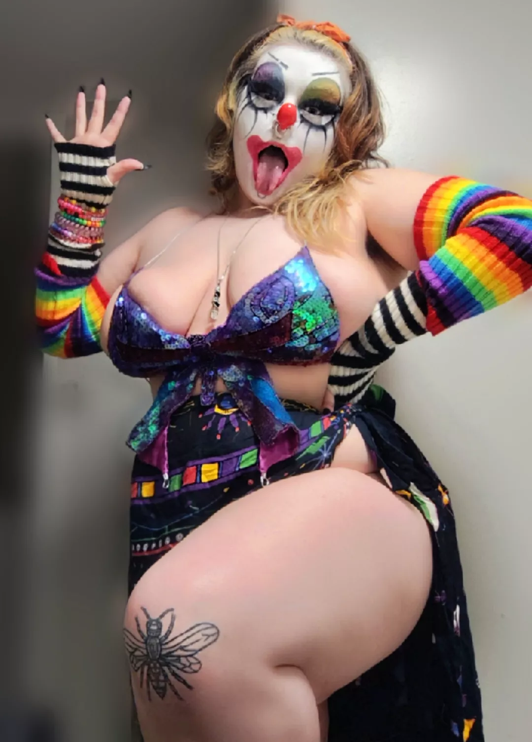 Honk me! 👉🏻🔴👈🏻