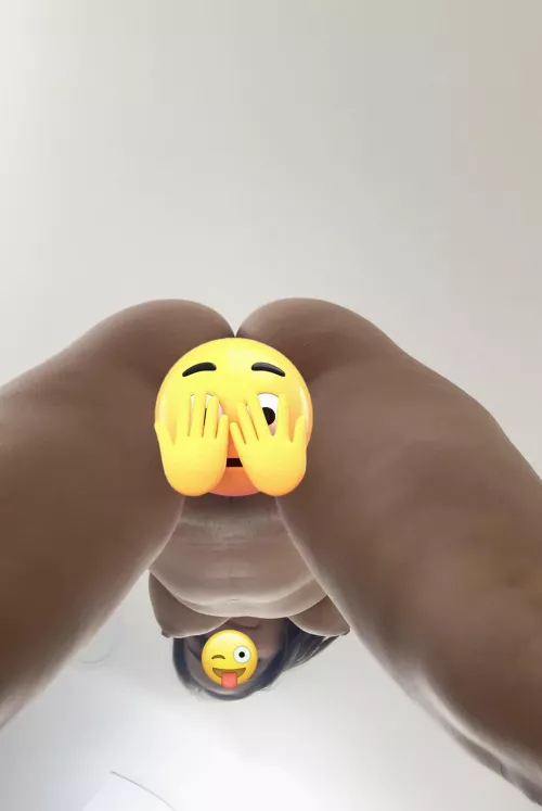 Hope I can find a daddy here😶 20F