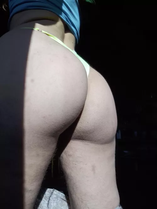 Hope you can see my hairy leg