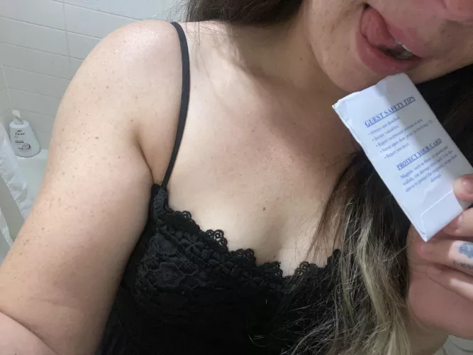 Hosting 🙂‍↔️ Head ONLY 🤑