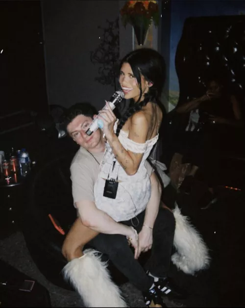 I am so jealous of that guy… I’d love her to be on my lap