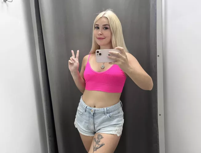 I can't help but take a picture in the locker room