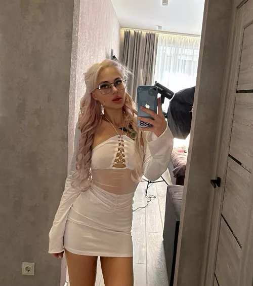 I feel especially sexy when I wear this dress