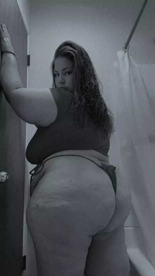 I hope y’all are having the best day! 💛