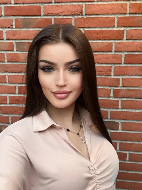 I look like a mom lol 