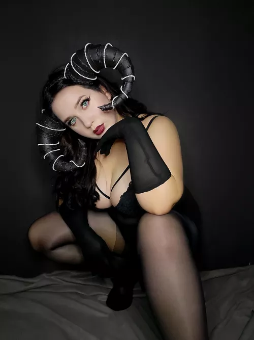 I read your dirty desires with my eyes) 