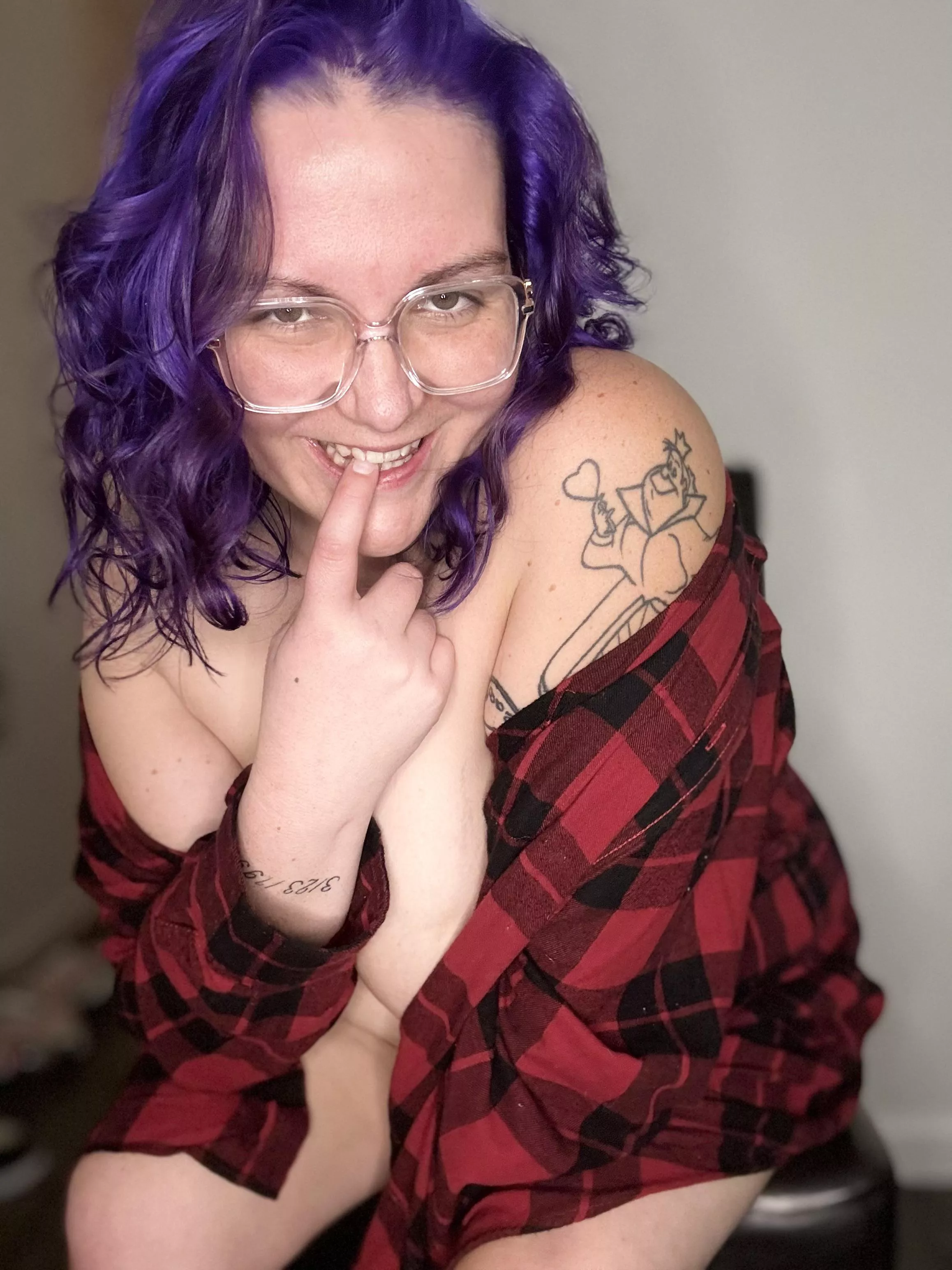 If beautiful soft women are your thing, scroll no further.