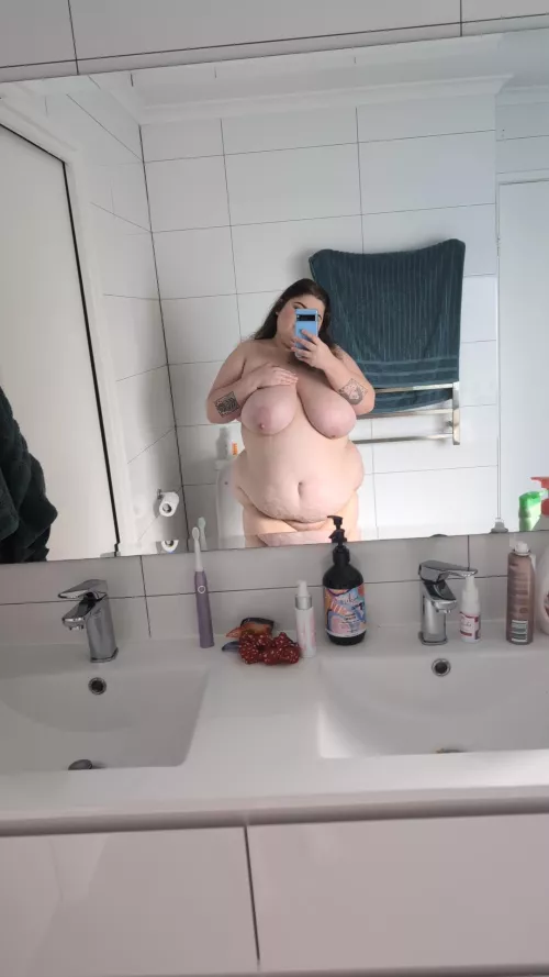 If you like bbw with a passion for pleasing you should check me out 😘