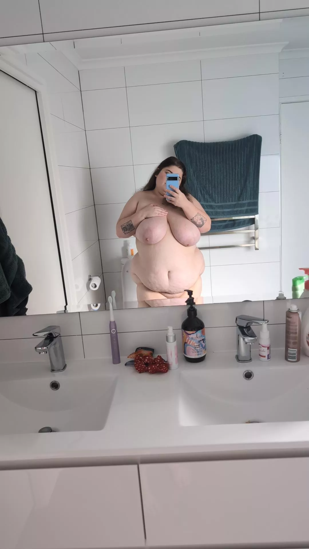 If you like bbw with a passion for pleasing you should check me out 😘