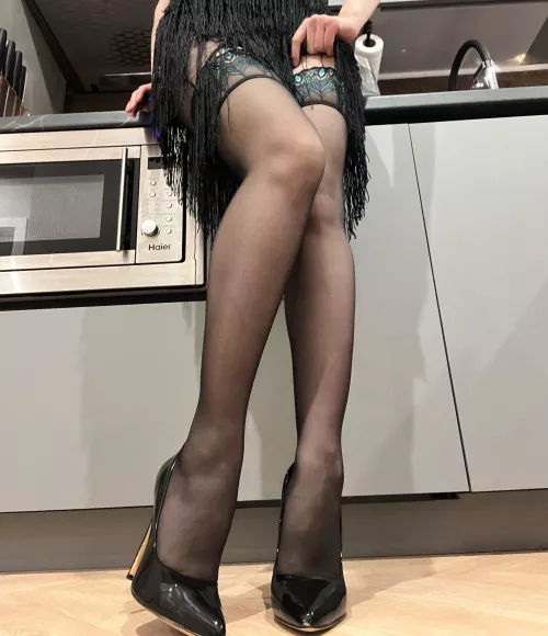 Ill allow you to look at my heels only