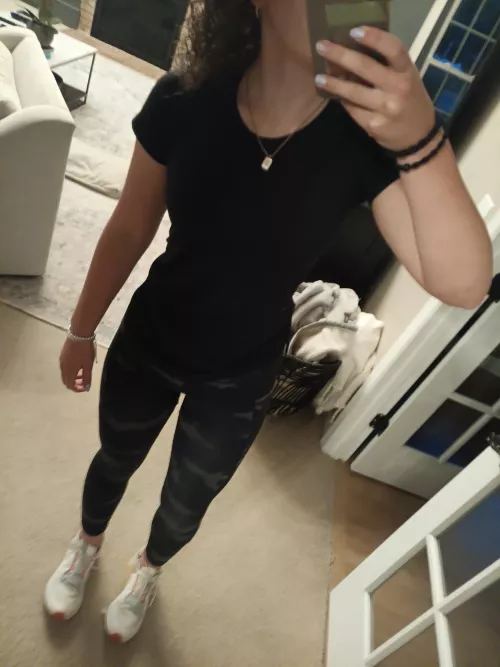 im an 18year old virgin... would u still rape me?