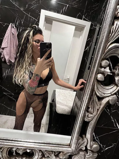 I’m Julia, 42. Join me and let’s play naughty together 