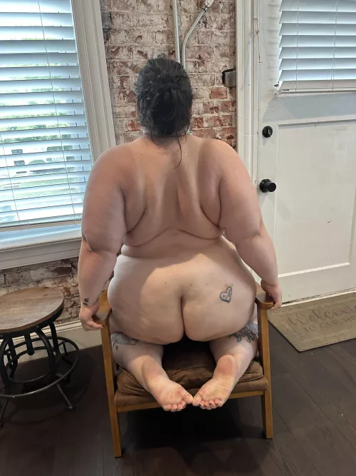 I’m kinda shy to sit on someone’s face, but I’m ready to try it 😈