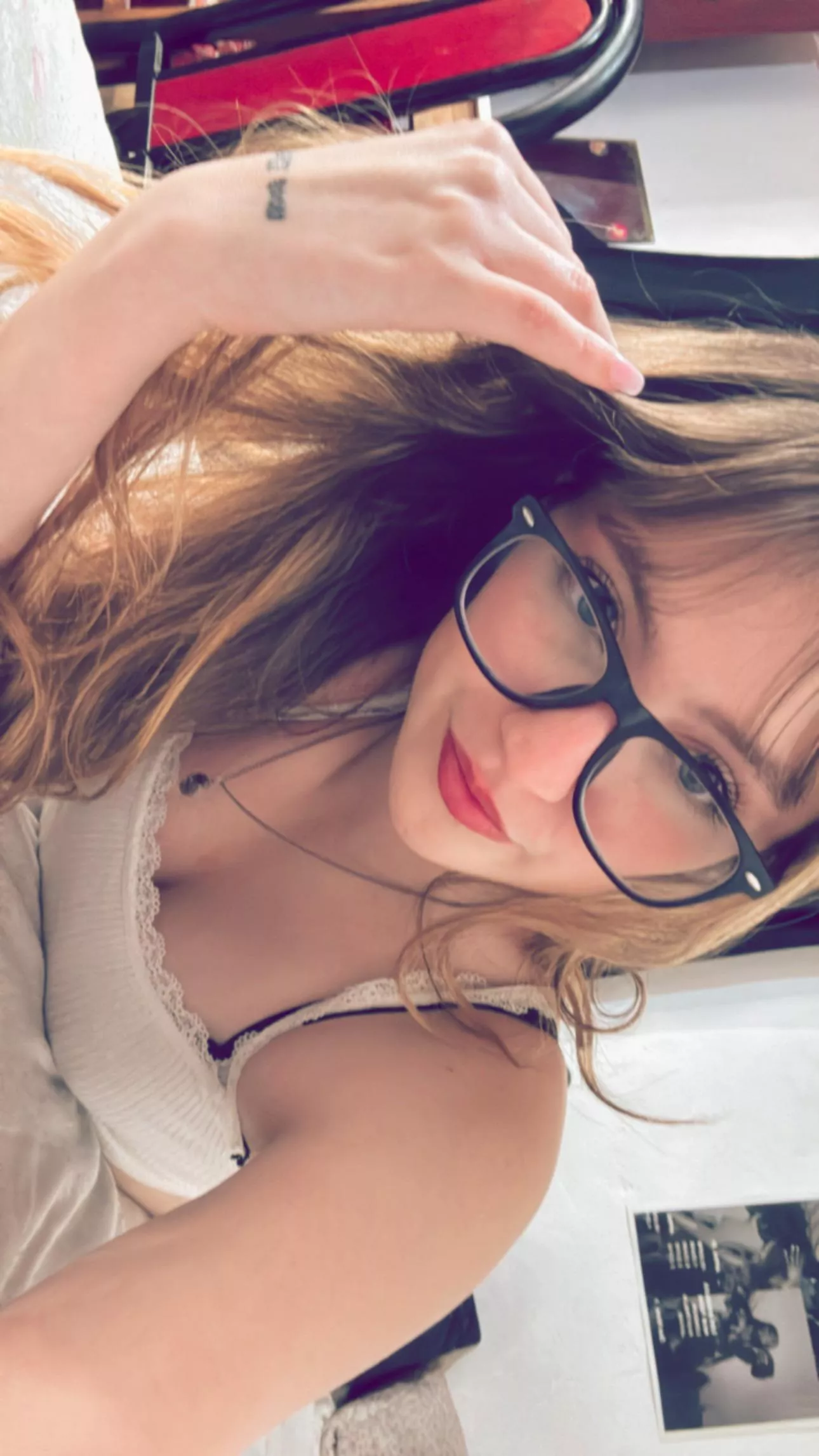 I've been very stressed today, a blowjob would help me 😔