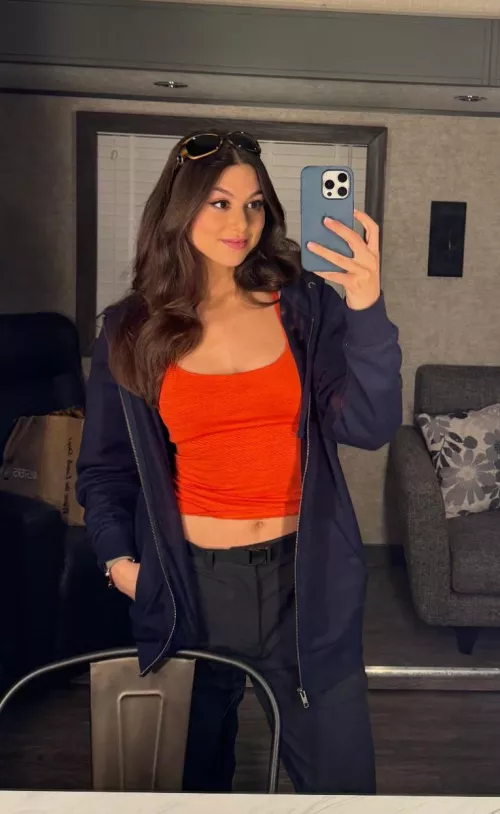 Kira Kosarin