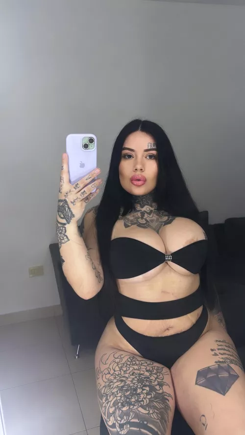 Let's have fun hidden from your boring wife?