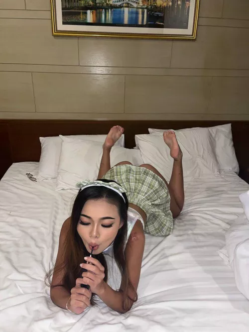 Lick my toes and tongue