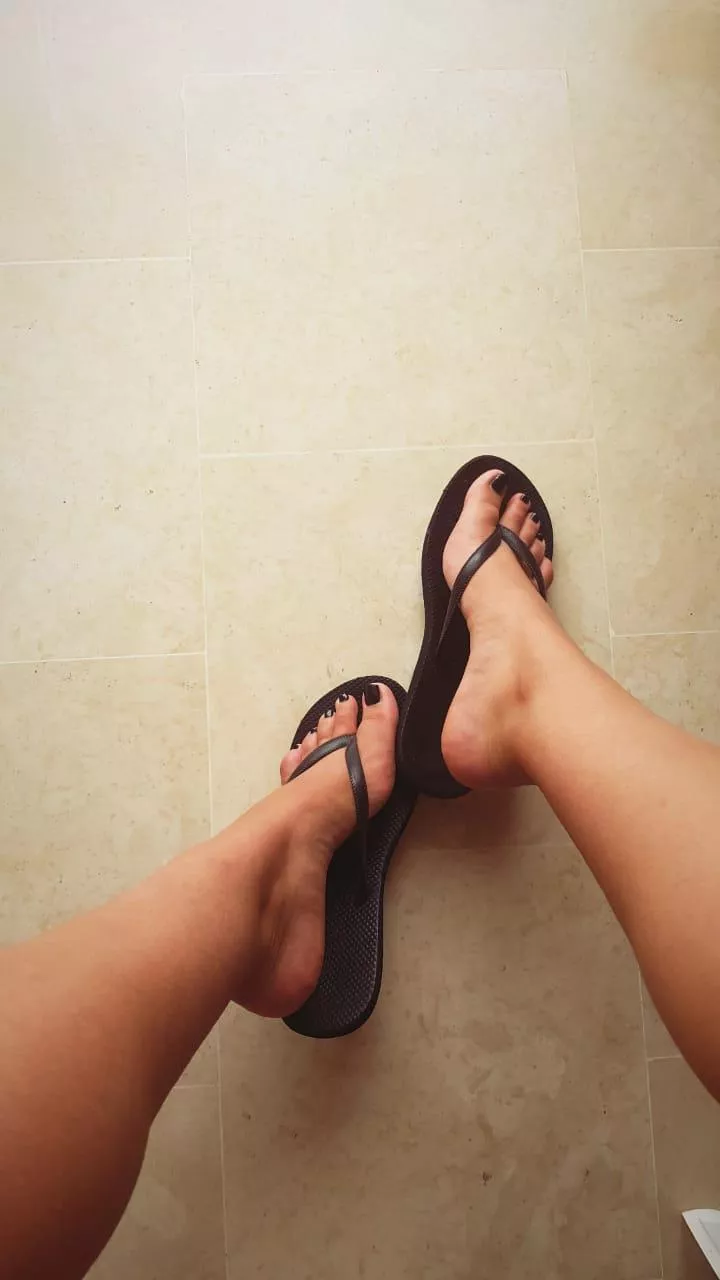 Like my feet or my flipflops more ? 