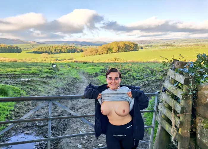 like the view. I'm on the fence haha 42 UK 