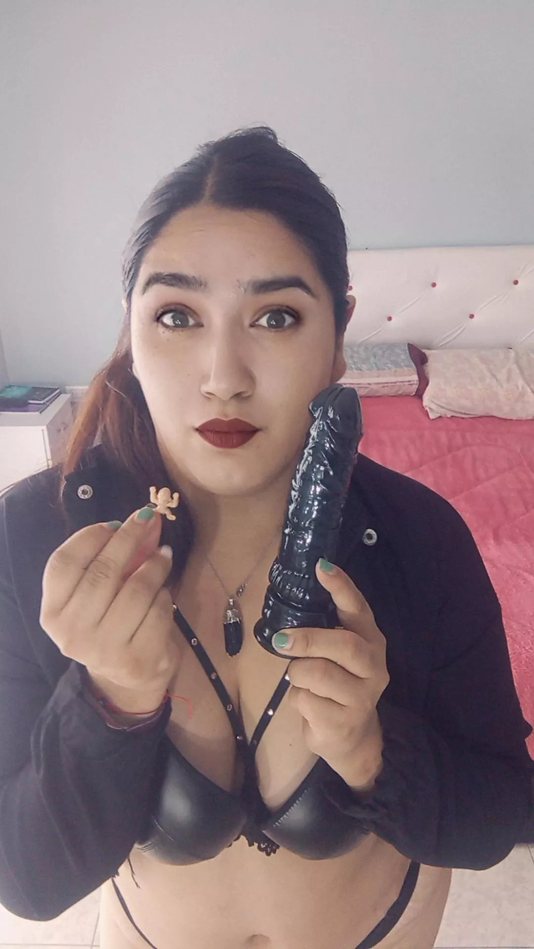 Look at the difference between a normal cock and you as a whole! You blew my mind