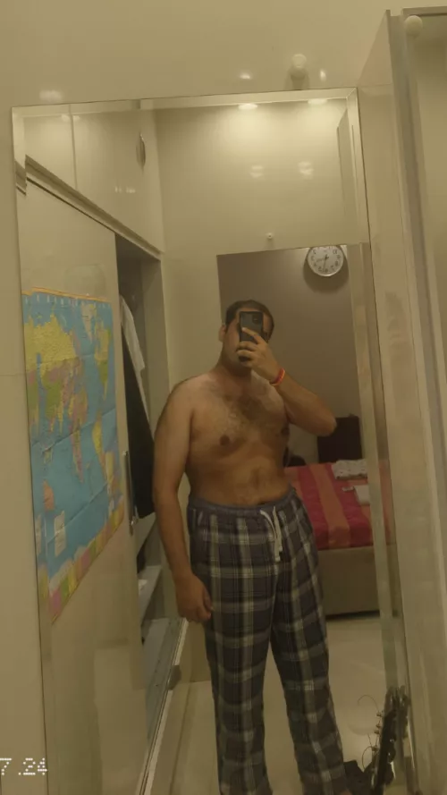 Looking for Delhi Sissies and Trannies 