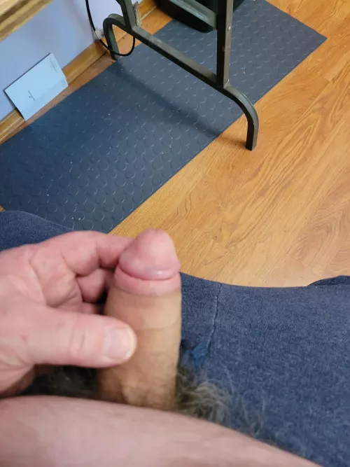 Love to watch cocks cum