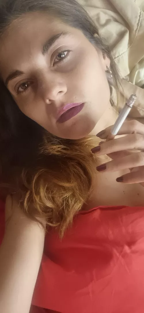Make me your smoking slut today