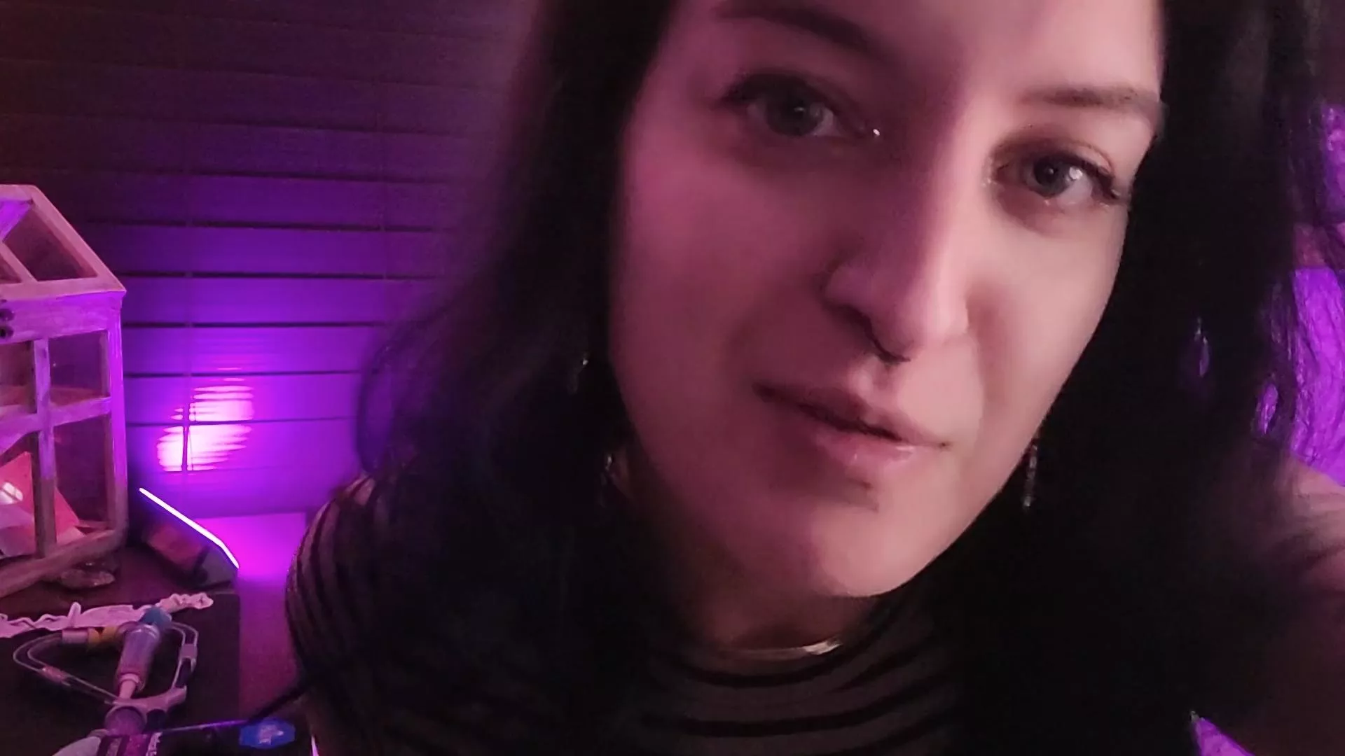 MalASMR Playing Doctor ⭐️⭐️⭐️⭐️ Very good ASMR. Mal has a very nice,very sweet and soothing voice. I like hearing her talk and whisper to you. In this vid she plays and pretends to be a doctor since your stuck in while its raining. Shes v