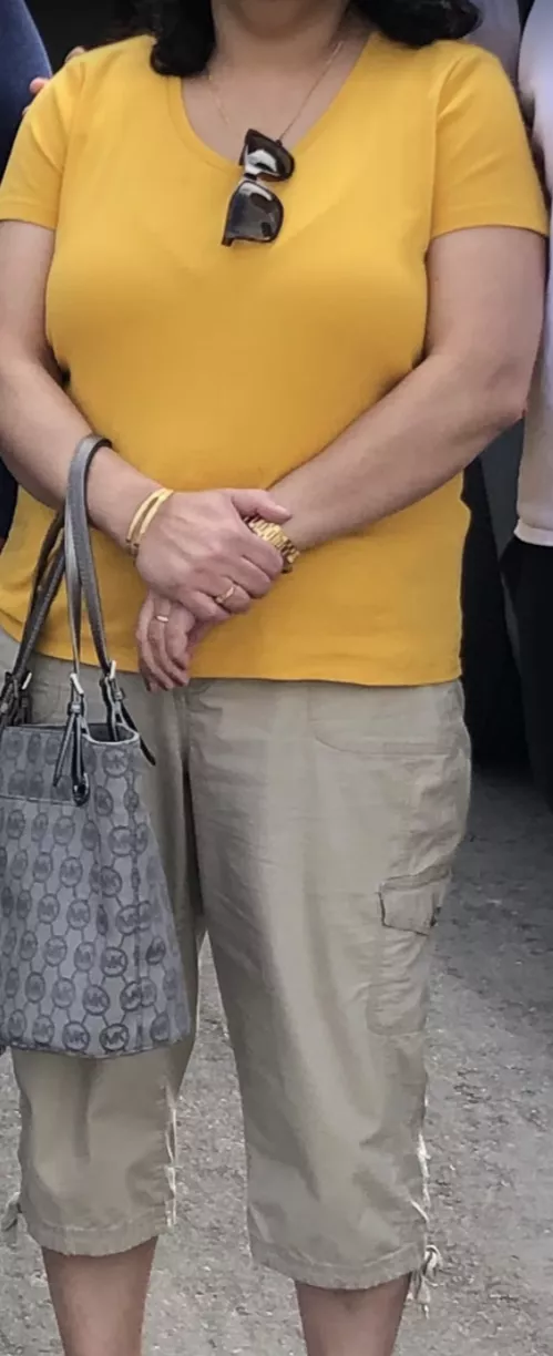 Mature Indian woman from Central NJ. I'm living with her. Can meet to chat on her dm if local only.