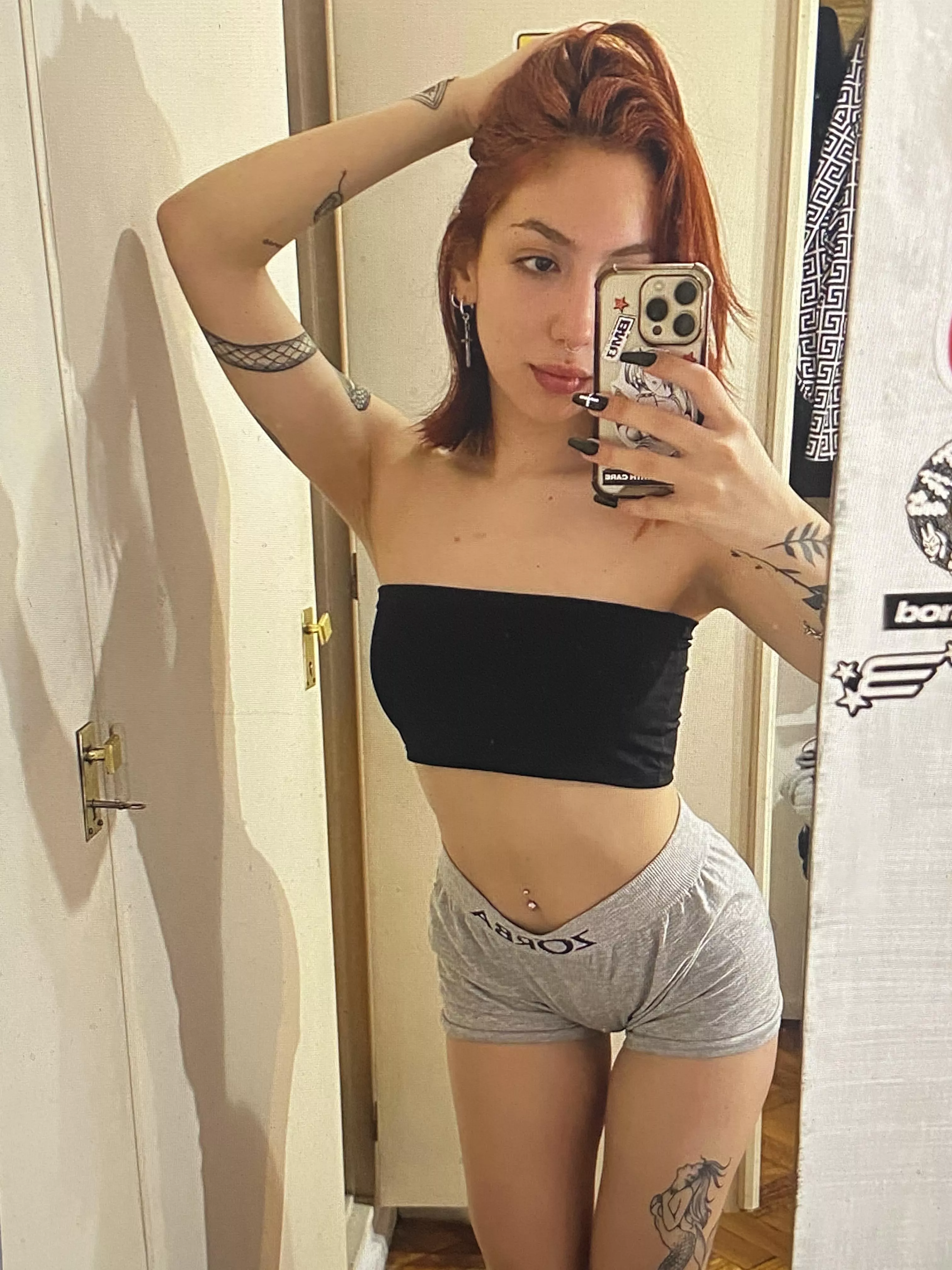 (melbs) are u into redheads like me?? xx